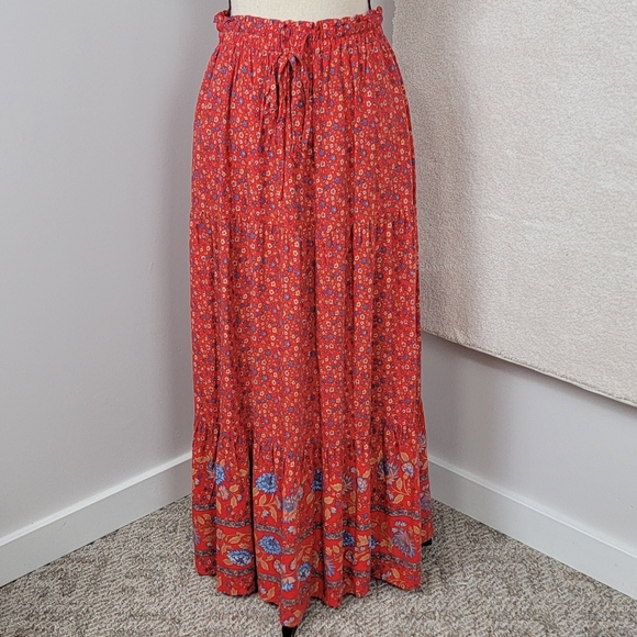 Meroketty Red Crimson Floral Boho Western Rayon Blend Tiered Maxi Skirt Sz M NEW - Picture 2 of 13